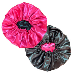 Touca de Cetim Dupla Face Ajustável + Xuxinha Estilo e proteção para seus cabelos em qualquer momento! Dupla Face: Dois estilos em uma, ideal para variar o visual. Material de Cetim: Protege contra quebra e frizz. Ajustável: Conforto garantido com ajuste personalizável. Xuxinha Coordenada: Mantém os cabelos no lugar sem danificar. Prática: Fácil manutenção e secagem rápida. Perfeito para cuidar dos cabelos enquanto dorme ou durante o dia.